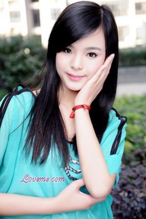 Cina women