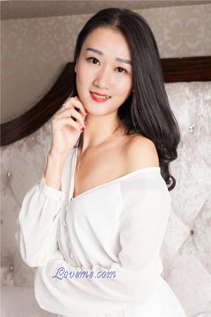 169202 - Yinying Età: 31 - Cina