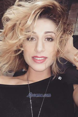 193421 - Oksana Età: 34 - Russia