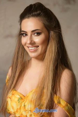 214029 - Olga Et&agrave;: 39 - Ucraina