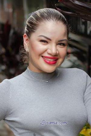 215122 - Lida Et&agrave;: 40 - Colombia