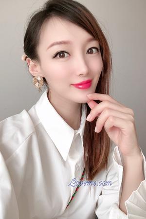 Ladies of Cina
