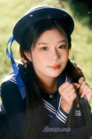 222908 - Wenjie Età: 23 - Cina