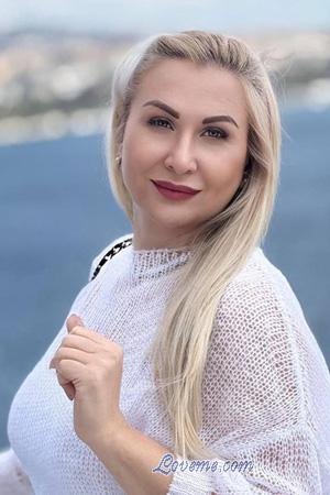 222954 - Irina Età: 45 - Ucraina