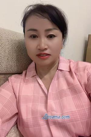 223072 - Yanqiong Età: 50 - Cina