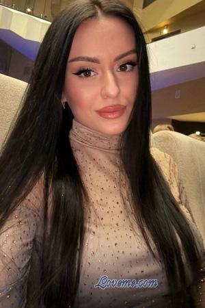223166 - Elena Età: 29 - Ucraina