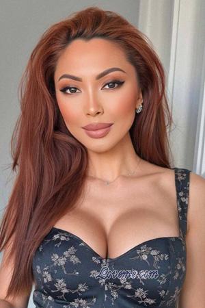 223370 - Sayera Età: 34 - Kazakistan
