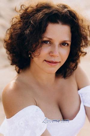 223522 - Liliya Età: 53 - Ucraina
