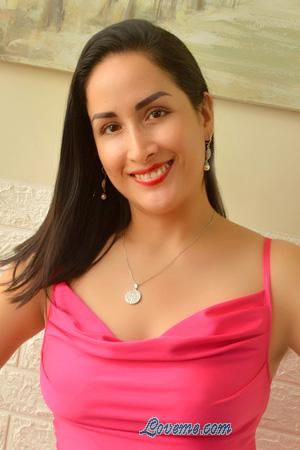 223730 - Paola Età: 41 - Perù