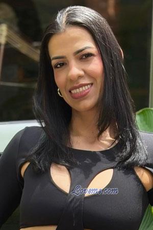 223892 - Laura Età: 39 - Colombia