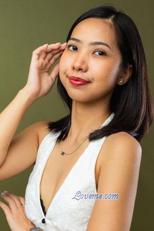 223908 - Natcha Età: 29 - Tailandia