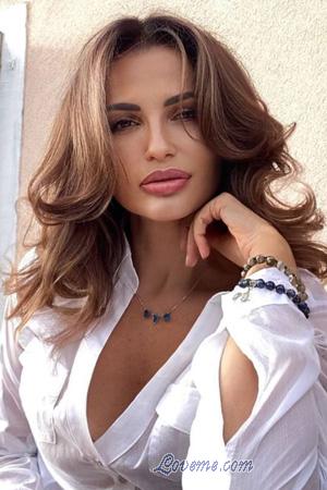 224110 - Irina Età: 51 - Ucraina