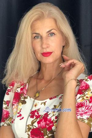 224111 - Nina Età: 53 - Kazakistan