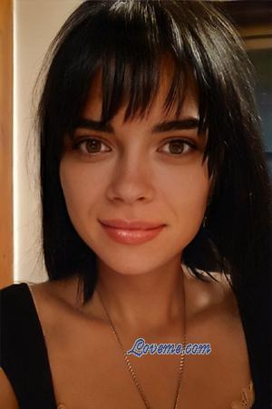 224235 - Agnesa Età: 33 - Ucraina