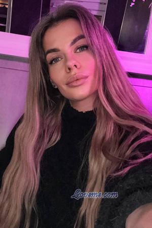 224334 - Irina Età: 38 - Ucraina