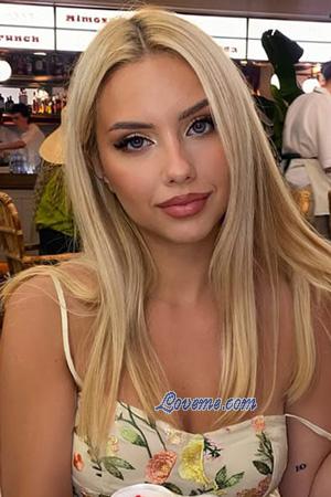 224545 - Polina Età: 22 - Ucraina