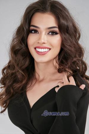 224577 - Kateryna Età: 21 - Ucraina