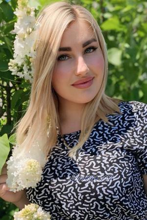 224697 - Irina Età: 32 - Ucraina
