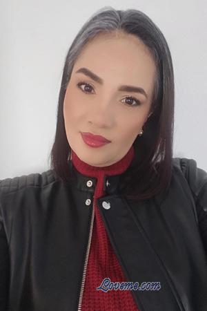 224732 - Claudia Età: 46 - Colombia