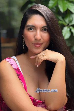 225009 - Gabriela Età: 31 - Colombia