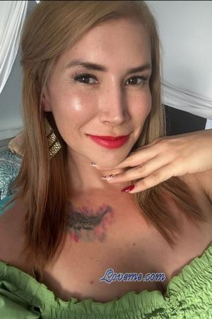 225110 - Catalina Età: 40 - Costa Rica