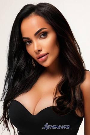 225151 - Oleksandra Età: 26 - Ucraina