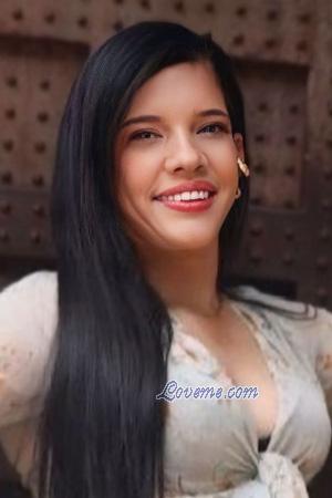 225213 - Yunelis Età: 42 - Colombia