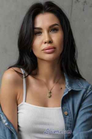 225235 - Ekaterina Età: 40 - Ucraina