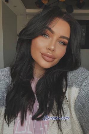 225255 - Julia Età: 26 - Ucraina