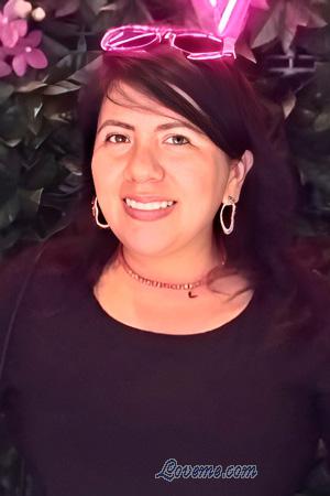 225448 - Mariela Età: 36 - Perù