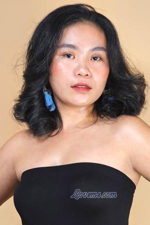 225452 - Rochelle Età: 25 - Le Filippine