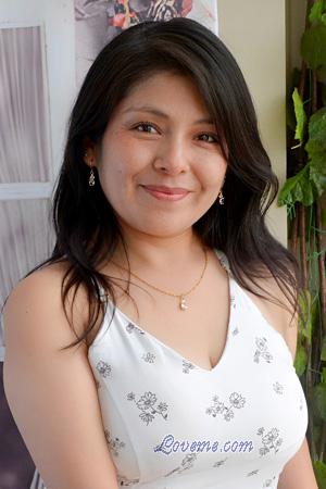 225530 - Jherly Età: 38 - Perù