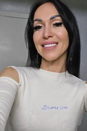 225587 - Svitlana Età: 42 - Ucraina