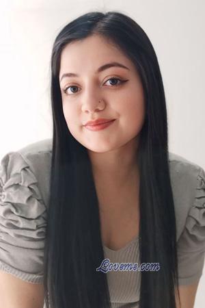 225604 - Laura Età: 29 - Colombia