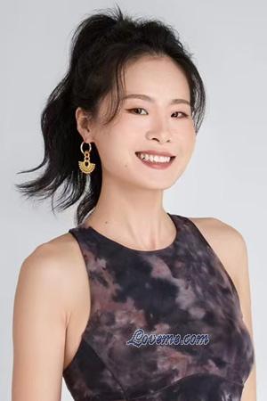 225702 - Jianping Età: 37 - Cina