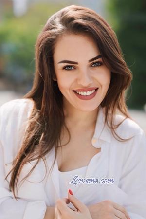 225838 - Inna Et&agrave;: 37 - Ucraina