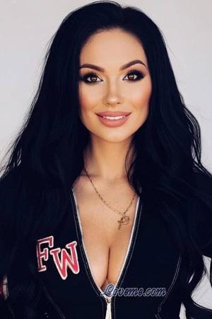 225971 - Oksana Et&agrave;: 39 - Ucraina