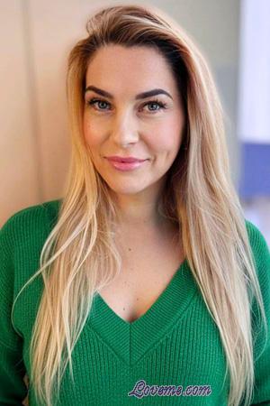 225973 - Svitlana Et&agrave;: 48 - Ucraina