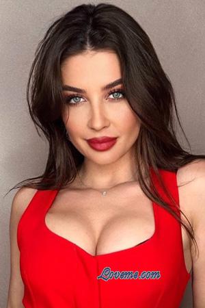 226297 - Iryna Et&agrave;: 32 - Ucraina