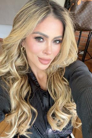 226543 - Adriana Et&agrave;: 34 - Colombia