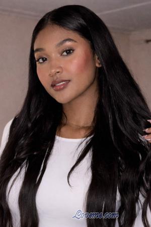 227052 - Erika Et&agrave;: 22 - Colombia