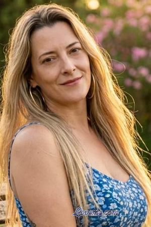 227120 - Claudia Et&agrave;: 49 - Colombia