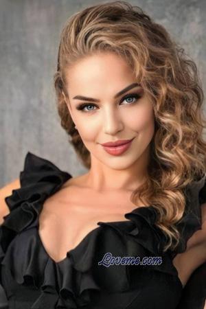 227154 - Nina Et&agrave;: 34 - Moldavia