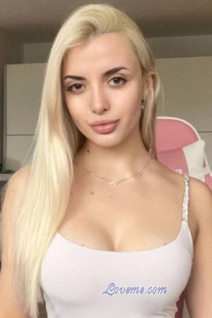 227347 - Daryna Et&agrave;: 22 - Ucraina