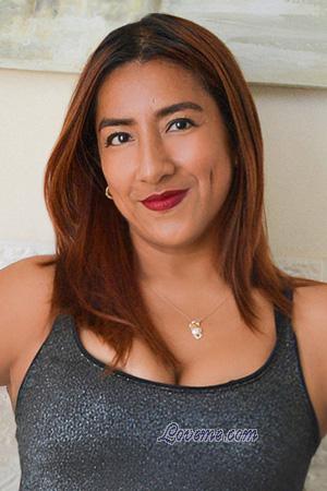 227802 - Mariela Et&agrave;: 30 - Per&ugrave;
