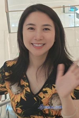 227917 - Jiaqin Et&agrave;: 42 - Cina