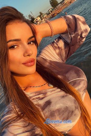 227924 - Hanna Et&agrave;: 24 - Ucraina