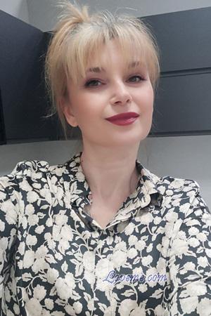 228197 - Irina Et&agrave;: 54 - Ucraina