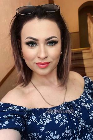 228277 - Inna Et&agrave;: 35 - Ucraina