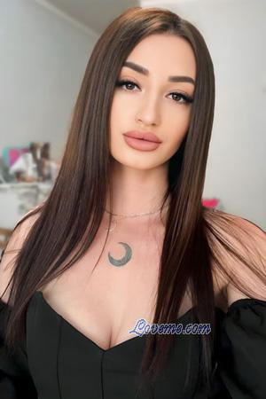 228552 - Khrystyna Et&agrave;: 26 - Ucraina